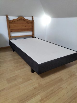Base cama juvenil madera y tapizada