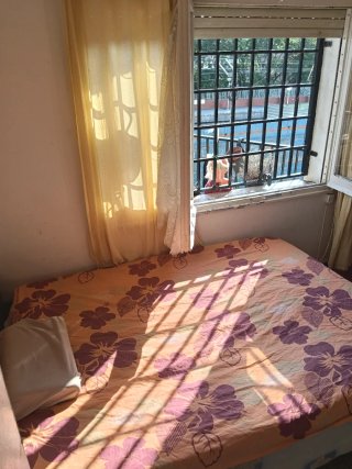 ¡SE ALQUILA HABITACIÓN!