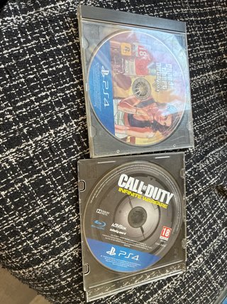 2 Juegos PS4: GTA V, Call of Duty