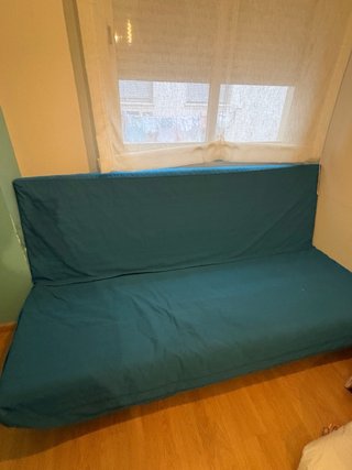 Sofá cama con colchón y funda