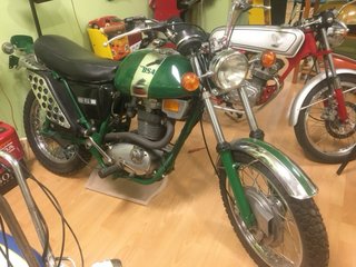 BSA Gold Star 500 Enduro Moto