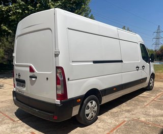 2022 Nissan NV400-Interstar muy bien cuidada