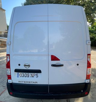2022 Nissan NV400-Interstar muy bien cuidada