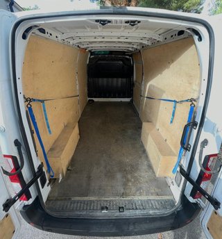 2022 Nissan NV400-Interstar muy bien cuidada
