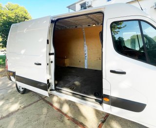 2022 Nissan NV400-Interstar muy bien cuidada