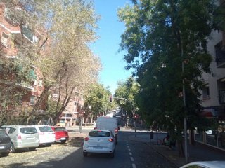 Local comercial en alquiler en Pueblo Nuevo en Madrid