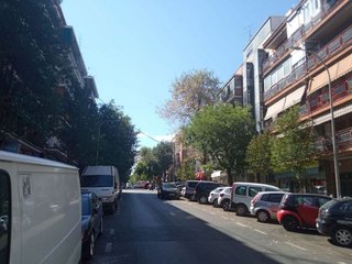 Local comercial en alquiler en Pueblo Nuevo en Madrid