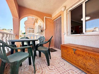 Casa adosada en venta en Centro en Torrevieja