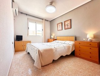 Casa adosada en venta en Centro en Torrevieja