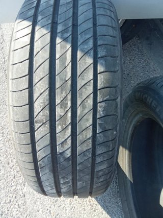 Neumáticos Michelin 205/55 R16 30€ LOS DOS.