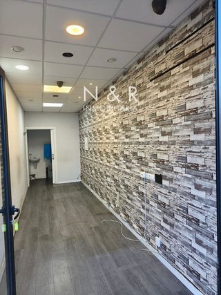 Local comercial en alquiler en Ensanche - Sar en Santiago de Compostela