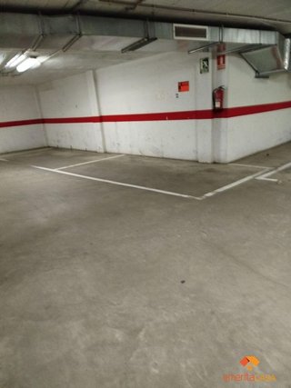 Garaje en venta en Almendralejo