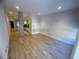 Piso en venta en San Juan Bautista en Madrid