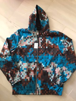 Chaqueta Negra y Gris