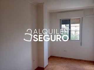 Piso en alquiler en Bellavista en Sevilla
