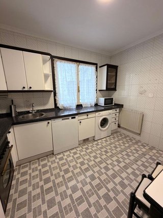 Piso en alquiler en Milán - Pumarín - Teatinos en Oviedo