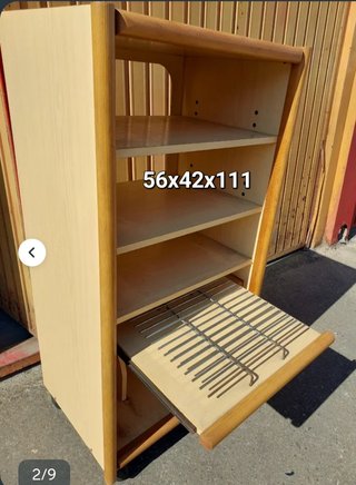 Estanterías de madera
