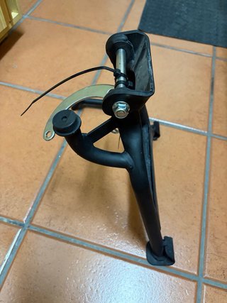 Caballete central Voge 525DSX