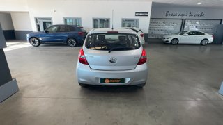 Hyundai I20 1.2 COMFORT AA ESP (2010)