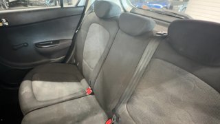 Hyundai I20 1.2 COMFORT AA ESP (2010)