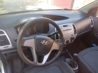 Hyundai I20 1.2 COMFORT AA ESP (2010)