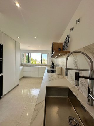 Ático en alquiler en Puerto Banús en Marbella