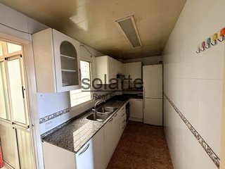 Piso en venta en Plaça Catalunya en Prat de Llobregat, El