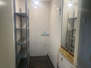 Local comercial en alquiler en San Isidro - Los Almendros en Alcalá de Henares