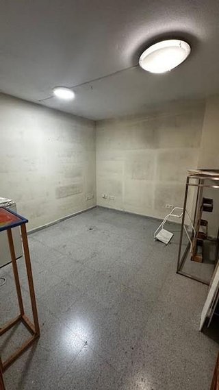 Local comercial en alquiler en Zona Avenida Alta - Auditorio en Torrent
