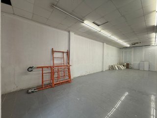 Local comercial en alquiler en Arrancapins en Valencia