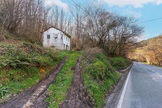 Chalet en venta en Tineo