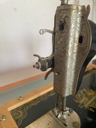 Máquina de coser Singer antigua
