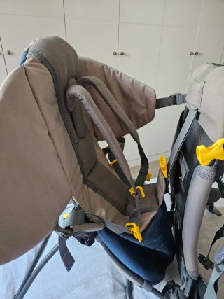 Mochila portabebés Deuter Kid Comfort Lite