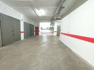 Garaje en venta en Barrio de Zaidín en Granada