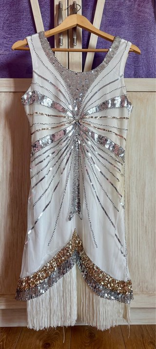 Vestido Flapper Blanco y Plateado
