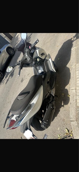 Kymco K-XCT 125cc Maxi Scooter