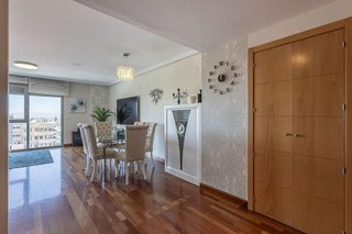 Piso en venta en Camino de Ronda - Rosaleda en Granada