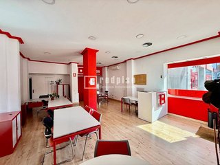 Local comercial en alquiler en Peñagrande en Madrid