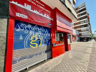 Local comercial en alquiler en Peñagrande en Madrid