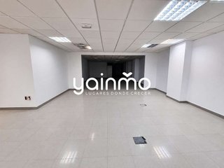 Local comercial en alquiler en Hospital en Jaén