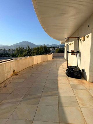 Dúplex en alquiler en Puerto Banús en Marbella