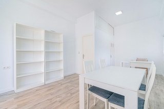Local comercial en venta en Polígono Cartuja – La Paz en Granada
