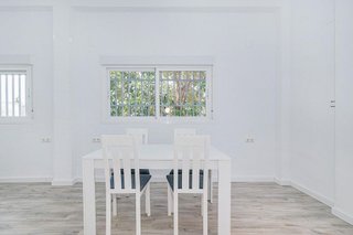 Local comercial en venta en Polígono Cartuja – La Paz en Granada