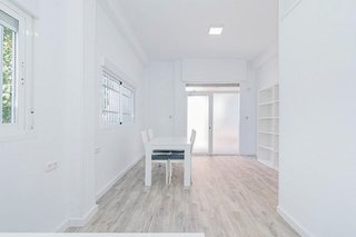 Local comercial en venta en Polígono Cartuja – La Paz en Granada