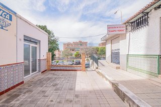 Local comercial en venta en Polígono Cartuja – La Paz en Granada