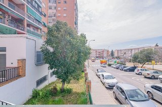 Local comercial en venta en Polígono Cartuja – La Paz en Granada