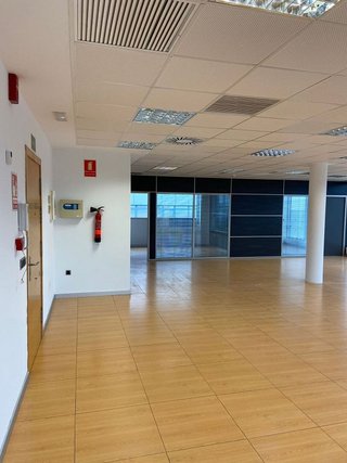 Oficina en alquiler en Zona Montecañada - Parque Tecnológico en Paterna