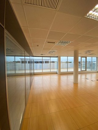 Oficina en alquiler en Zona Montecañada - Parque Tecnológico en Paterna