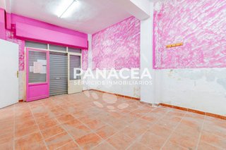 Local comercial en venta en Plaza de Toros - Santa Rita en Almería