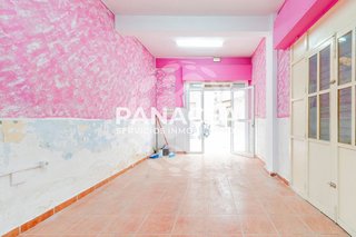 Local comercial en venta en Plaza de Toros - Santa Rita en Almería